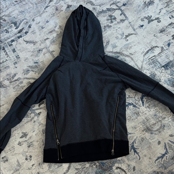 LULULEMON Dark Gray Hooded Sweatshirt with Zipper Pockets - Picture 1 of 3